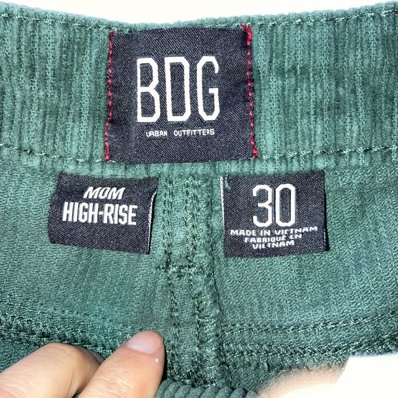 BDG Urban Outfitters mom high waisted size 30 green corduroy pants comfy - Picture 3 of 5
